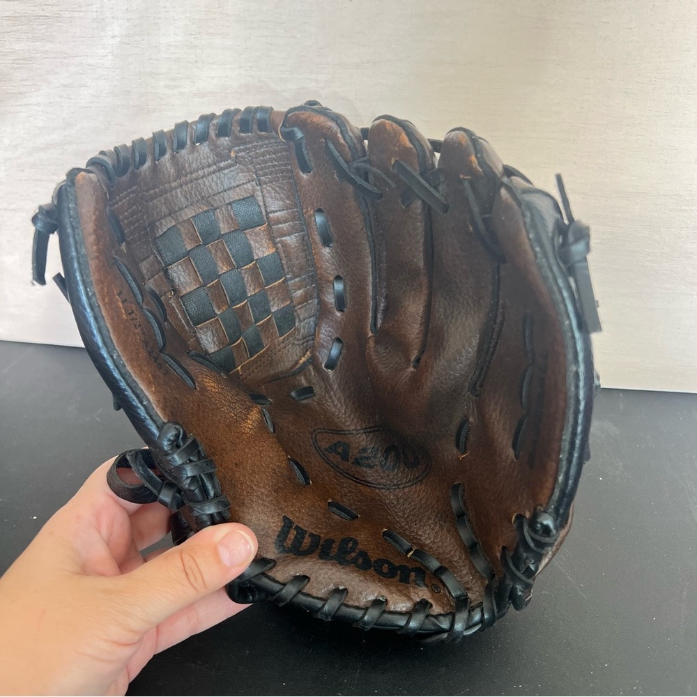 Wilson A200 Baseball Leather Glove Mitt 11.5 A2457 Used Worn Sporty Brown